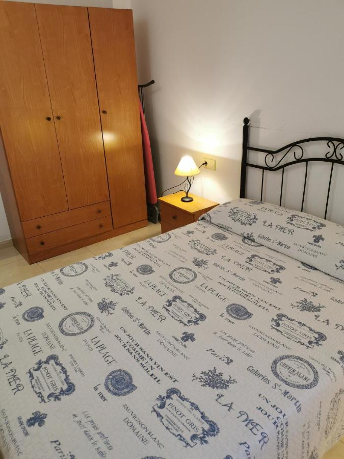Hostal Residencia Celma Sant Carles de la Ràpita Exterior foto